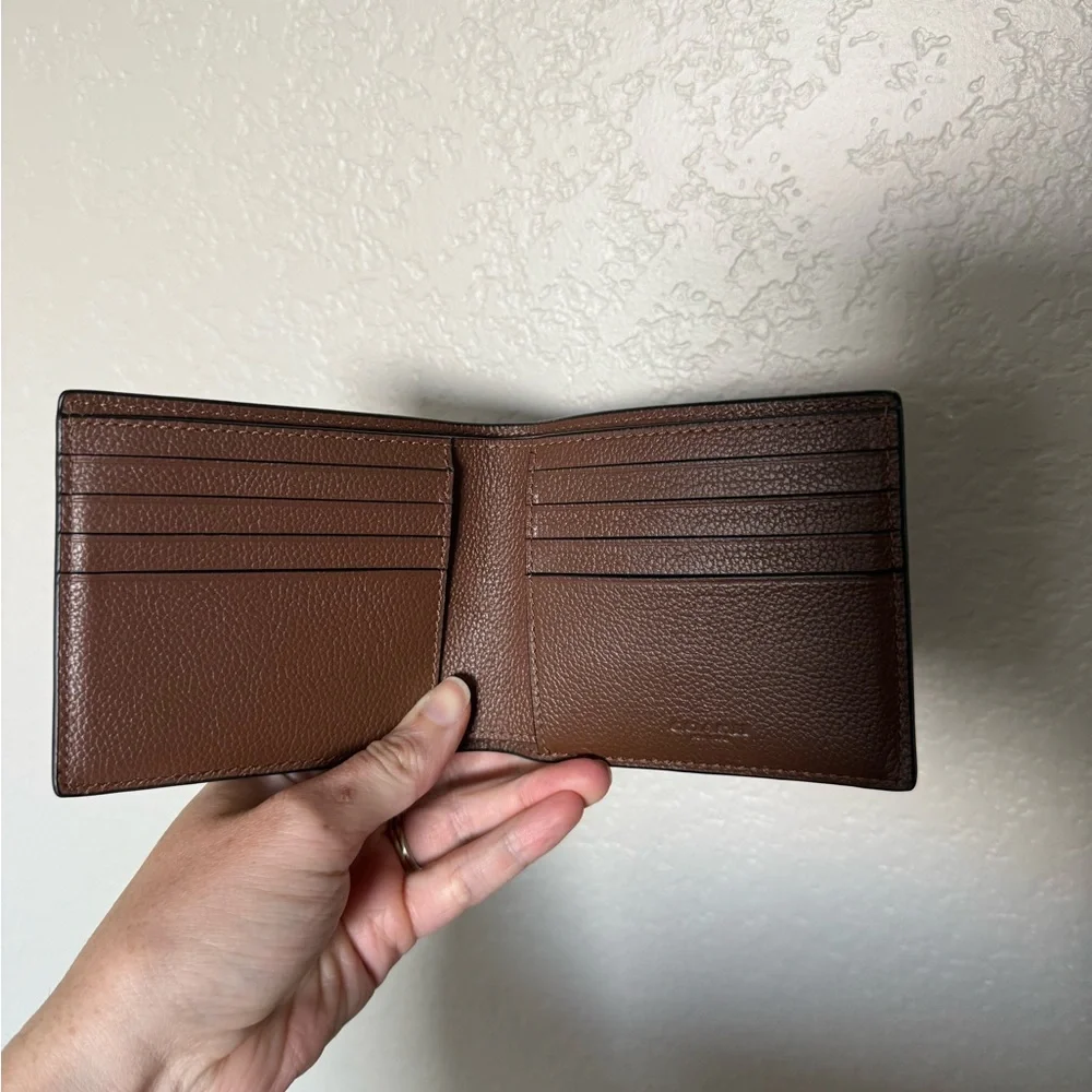 Coach - Brown Leather Bi-Fold Wallet